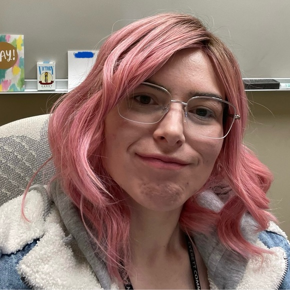 ellie_777